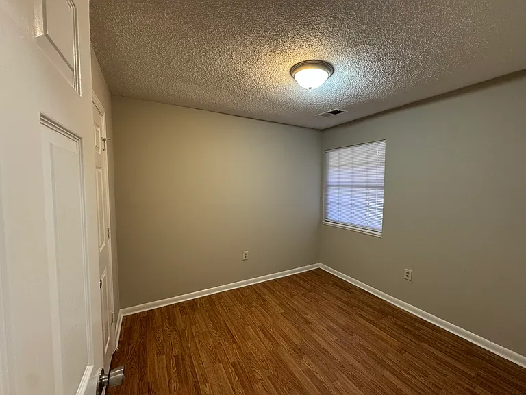 7911 Angel Ct — Photo 13
