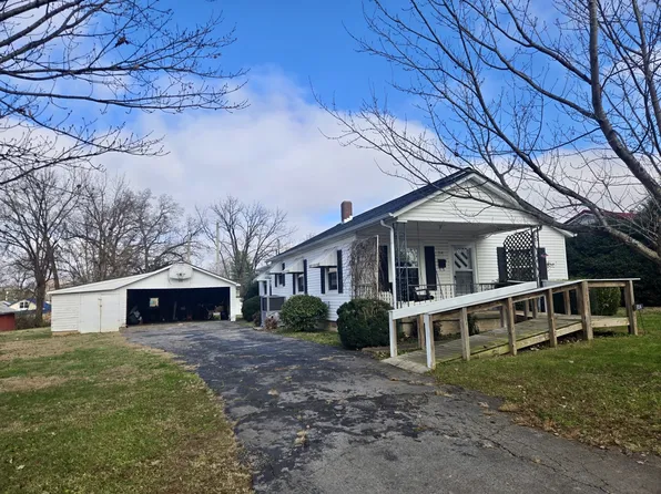 314 Debus St, Lawrenceburg, TN 38464