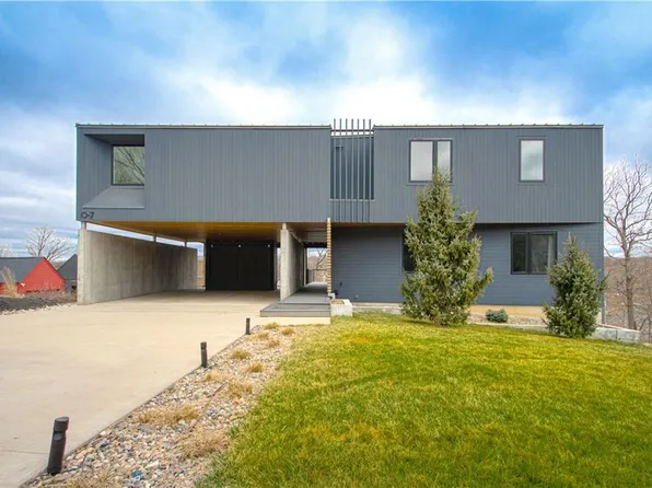 7 O St, Lake Lotawana, MO 64086