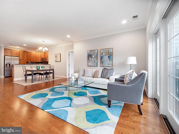 3rd image of 500 Regatta Dr Unit 2542