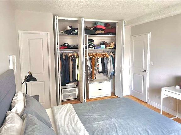 4th image of 215 E 95th St APT 32C