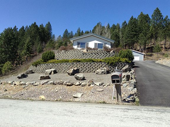 2nd image of 720 Skyline Dr