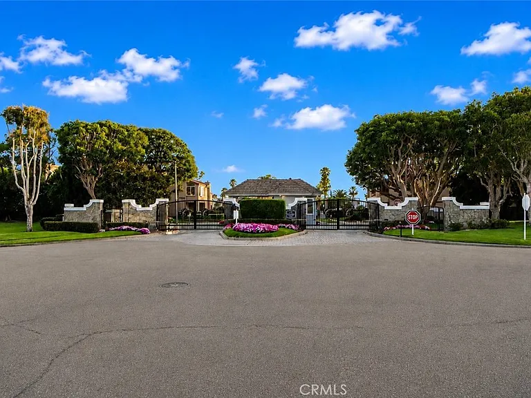 16832 Coral Cay Ln — Photo 29