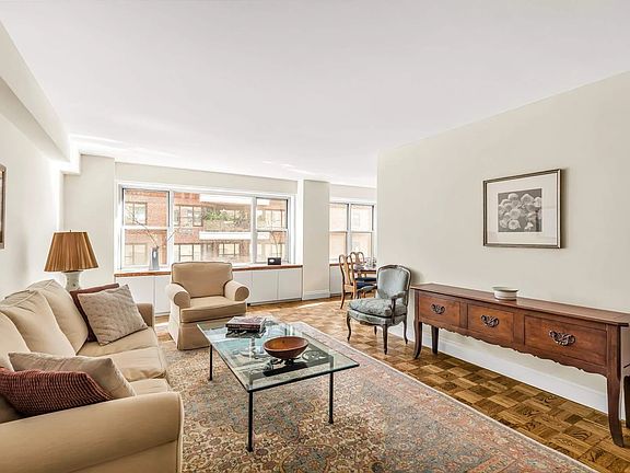 2nd image of 50 Sutton Pl S