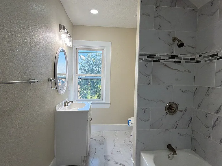3411 Duvall Ave #B — Photo 15