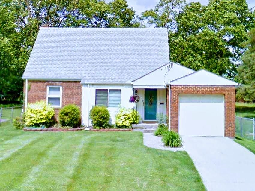 1st image of 8433 Wicklow Ave
