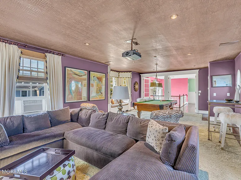 207 Monmouth Ave — Photo 44