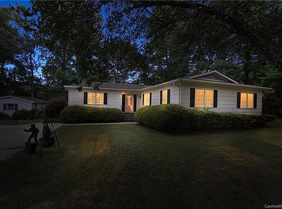 5th image of 144 Peninsula Dr