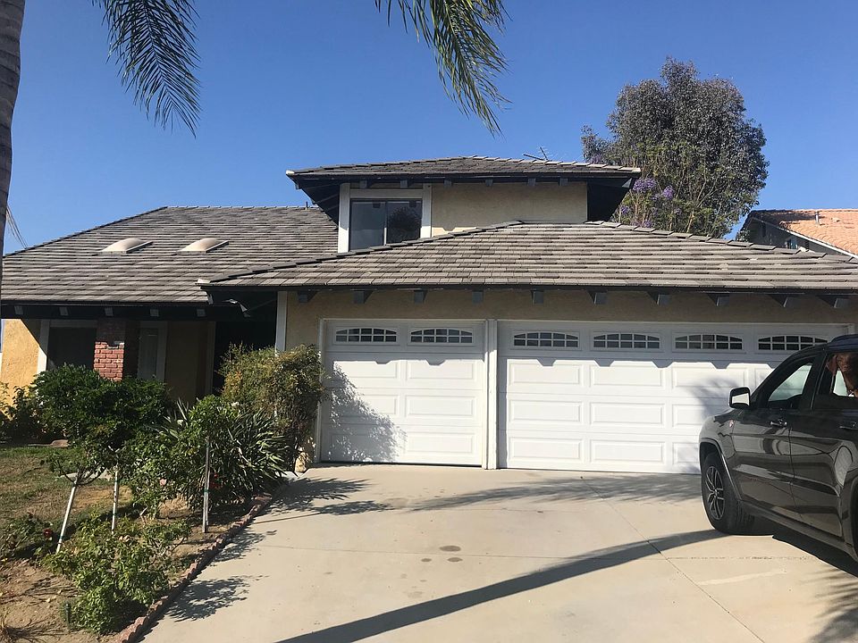 1st image of 526 Cameron Crest Dr
