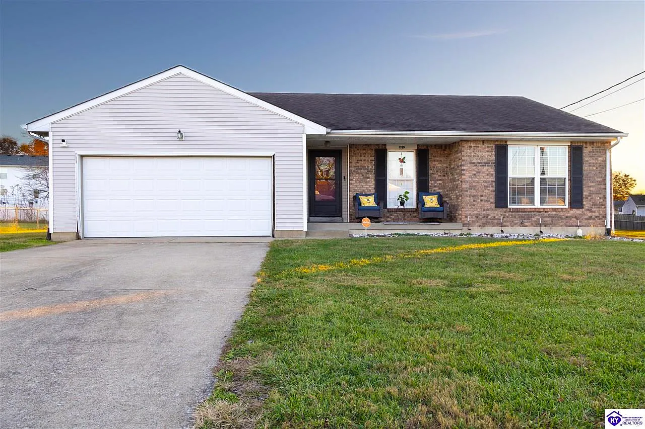 1310 Fleming Dr photo 1