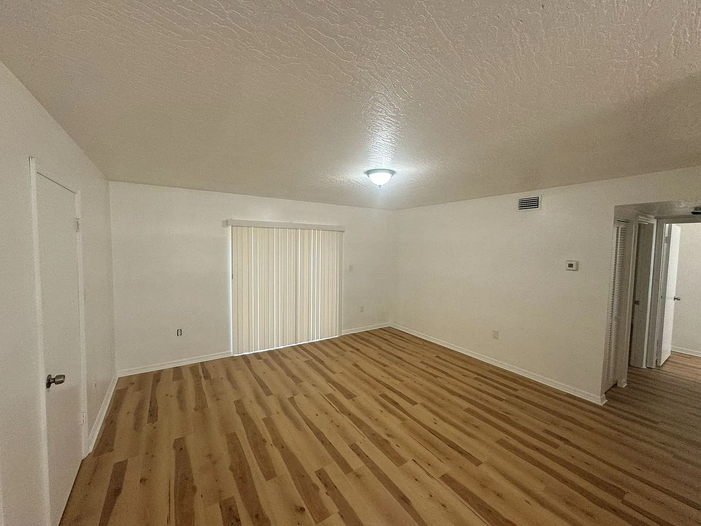 341 Mercury Ave SE — Photo 4