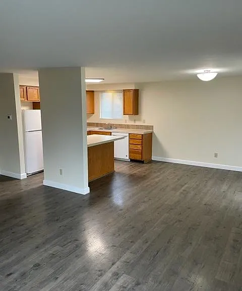 13229 Clairmont Way — Photo 3