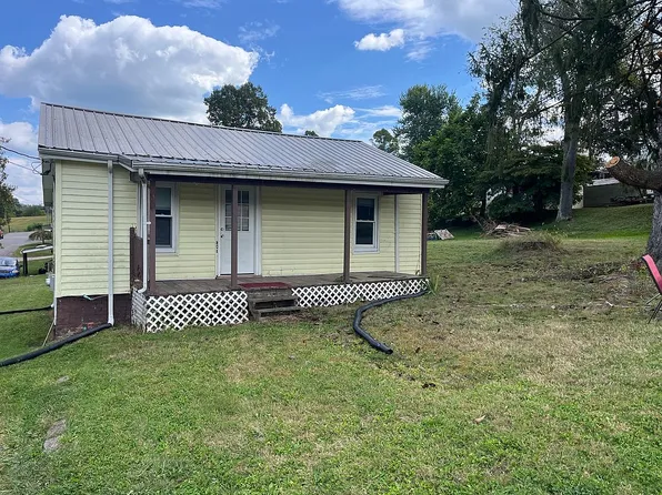 104 Rocky Ln, Fairmont, WV 26554