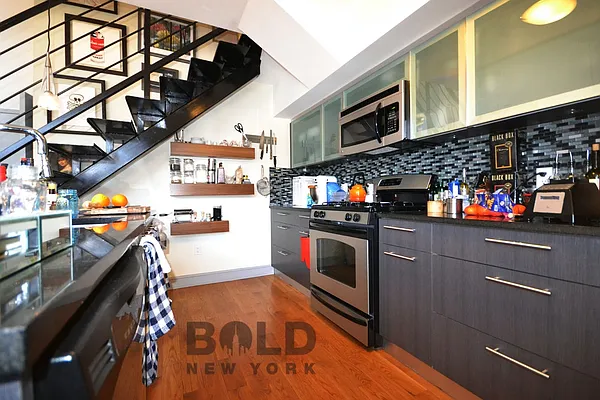 Rented by Bold New York | media 2