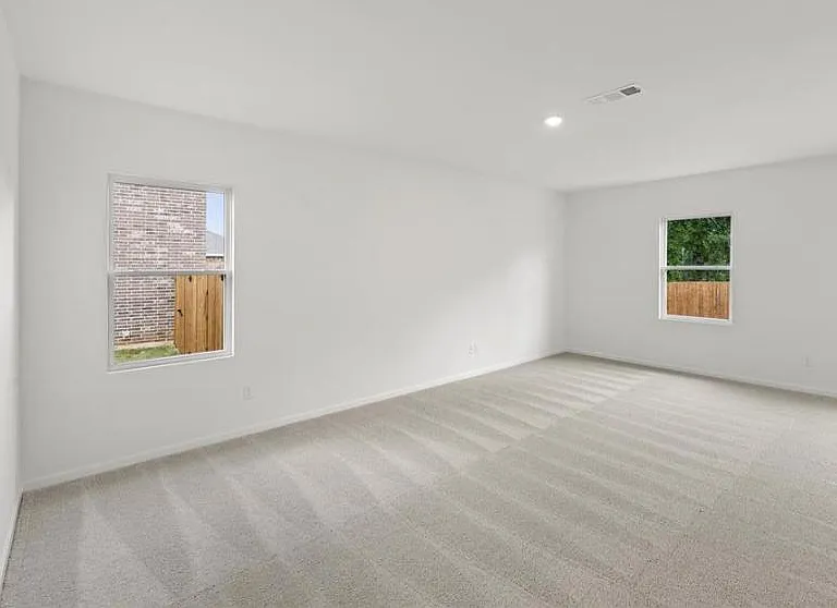 17 Glen Crossing Rd — Photo 12