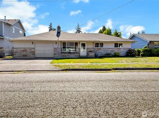 820 9th Avenue NW, Puyallup, WA 98371