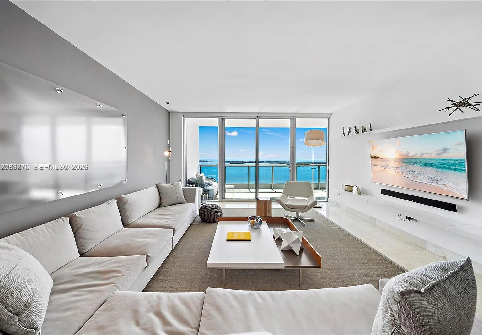 Jade Residences At Bricke — Photo 1