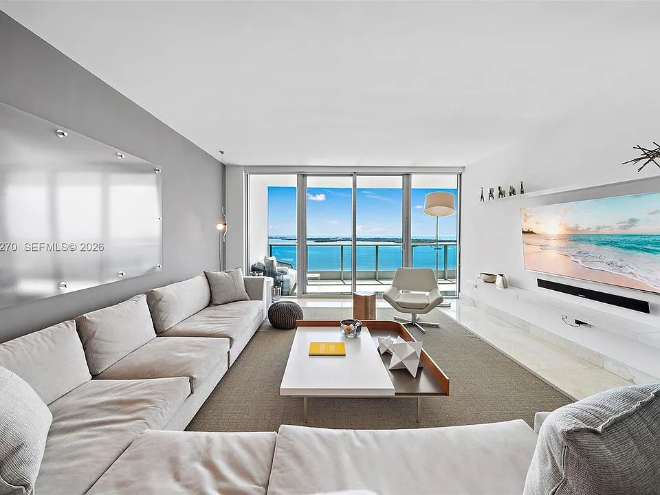 1331 Brickell Bay Dr #3705