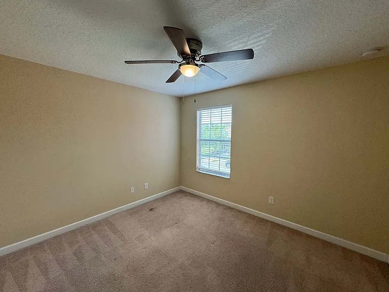 2832 Adelaide Ct — Photo 15