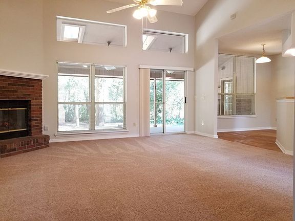 3rd image of 4455 Ashmont Ct