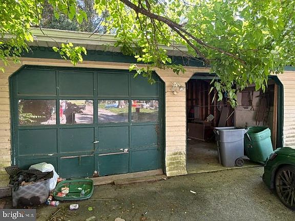 4th image of 713 Old New Windsor Pike