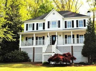 1201 Embassy Ct, Powder Springs, GA 30127