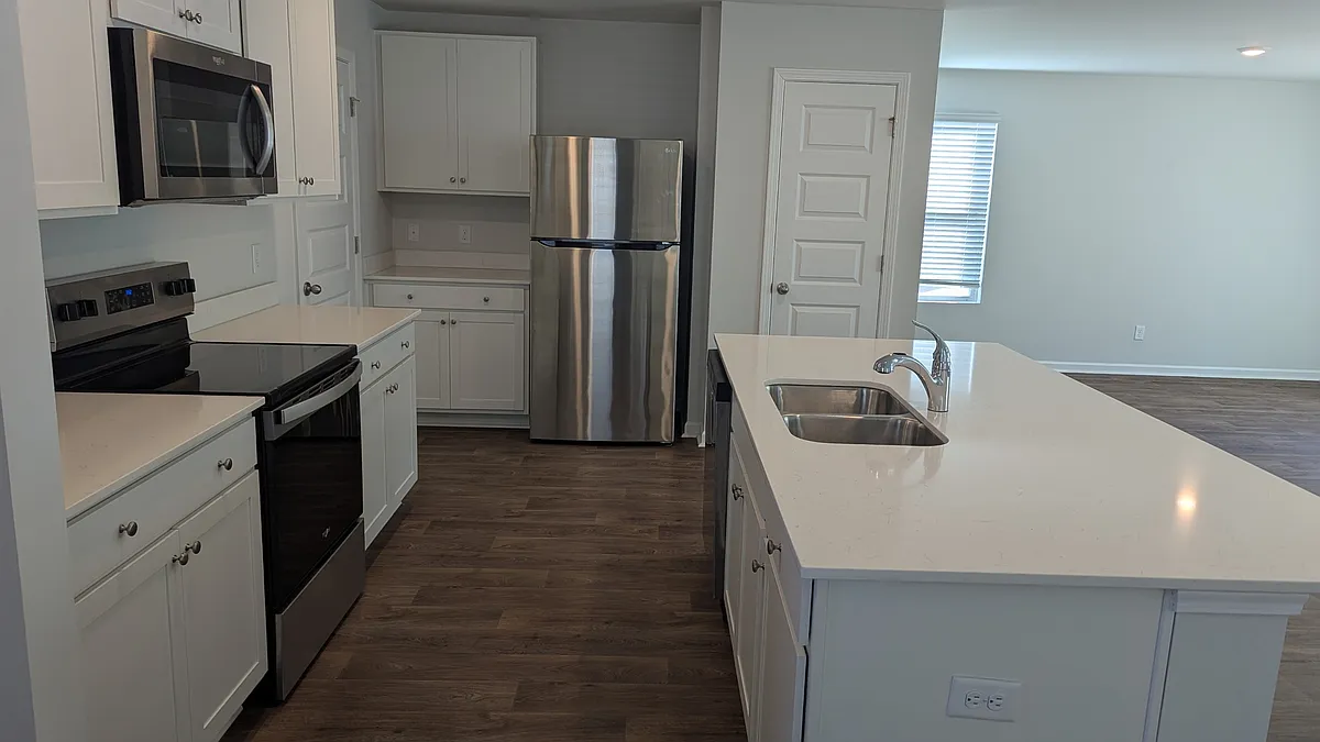 Building Photo - 140 Ponderosa Loop
