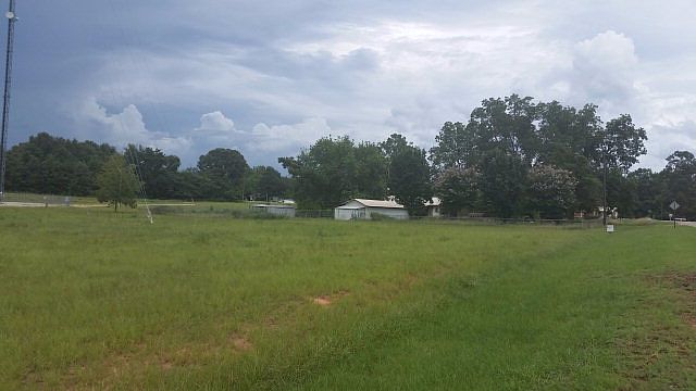 2nd image of 2313 County Road 32