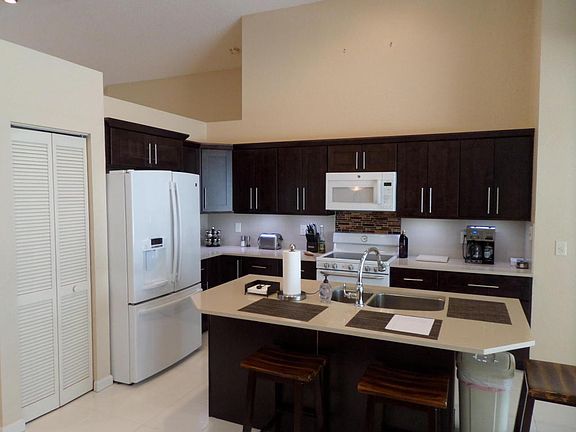 5th image of 4406 Kensington Park Way