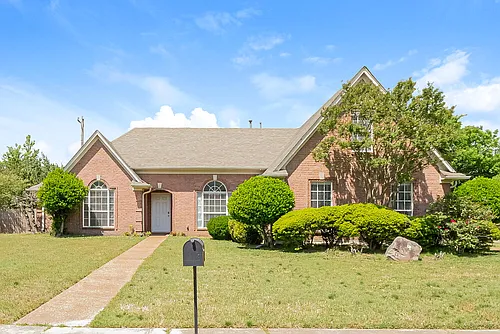 661 Shelley Renee Ln Photo 1
