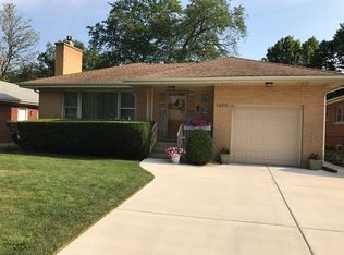 1405 Devon Ave, Park Ridge, IL 60068