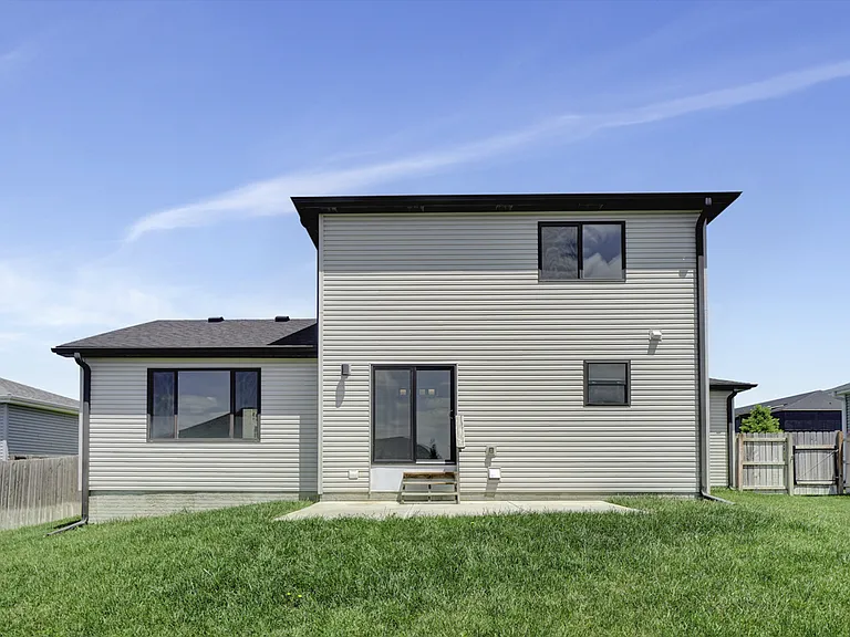 7339 Yankee Woods Dr — Photo 33