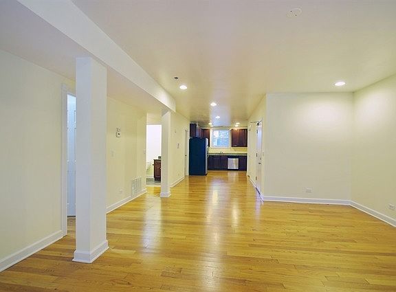4th image of 6101 N Washtenaw Ave APT 1a