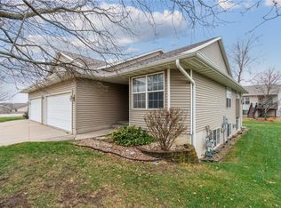 3660 Deer Valley Dr APT B, Marion, IA 52302