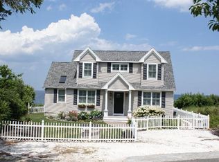 84 Sagamore Rd, Sagamore Beach, MA 02562
