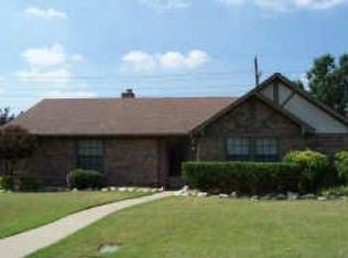 1690 Crosshaven Dr, Lewisville, TX 75077