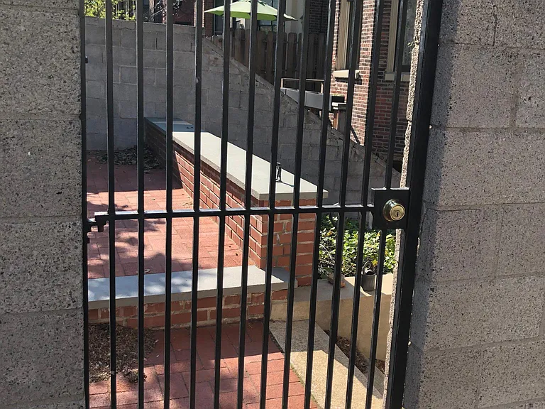 2300 Delancey Pl #GARDEN — Photo 2