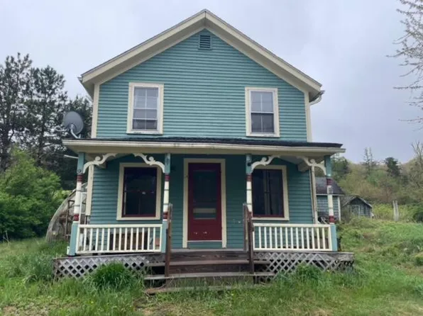 30 Bagaduce Road, Brooksville, ME 04617