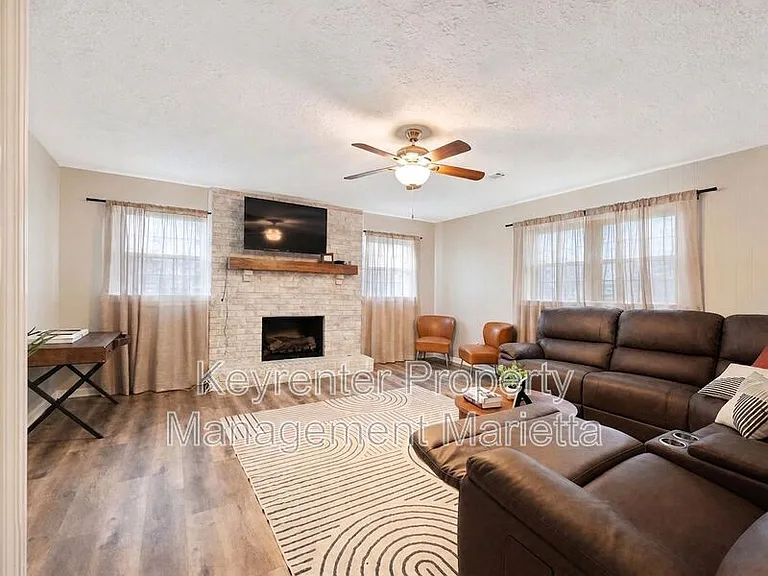 97 Eddie Ln SW — Photo 8