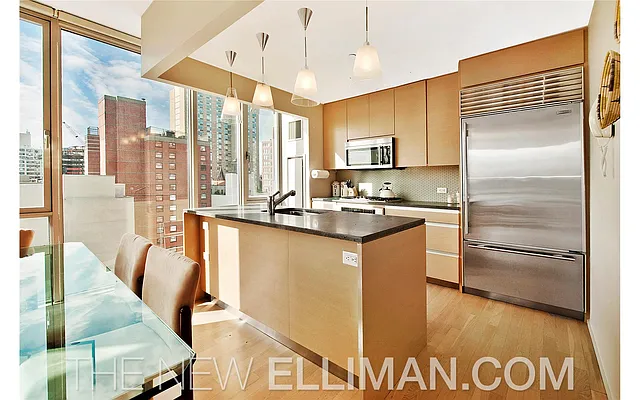 Rented by Douglas Elliman | media 14