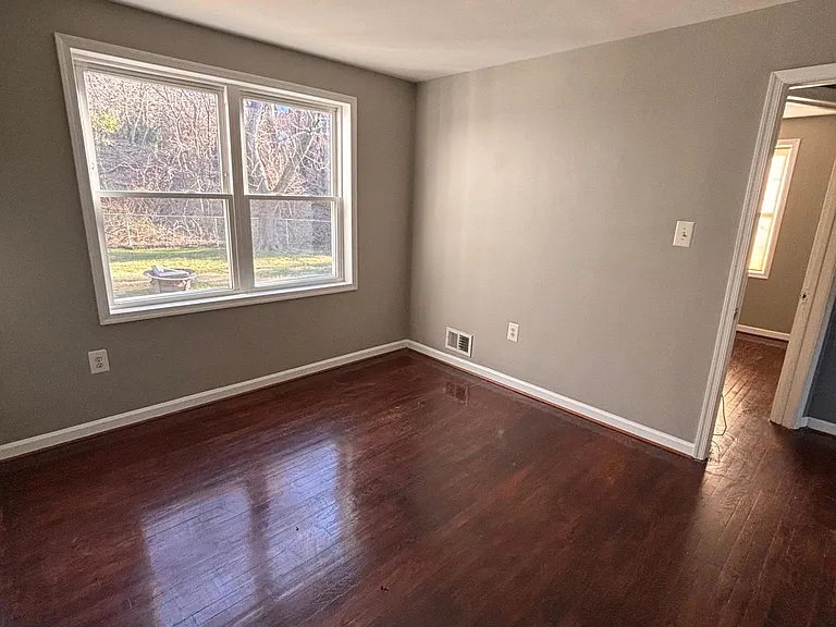 Rosemary Ln — Photo 16