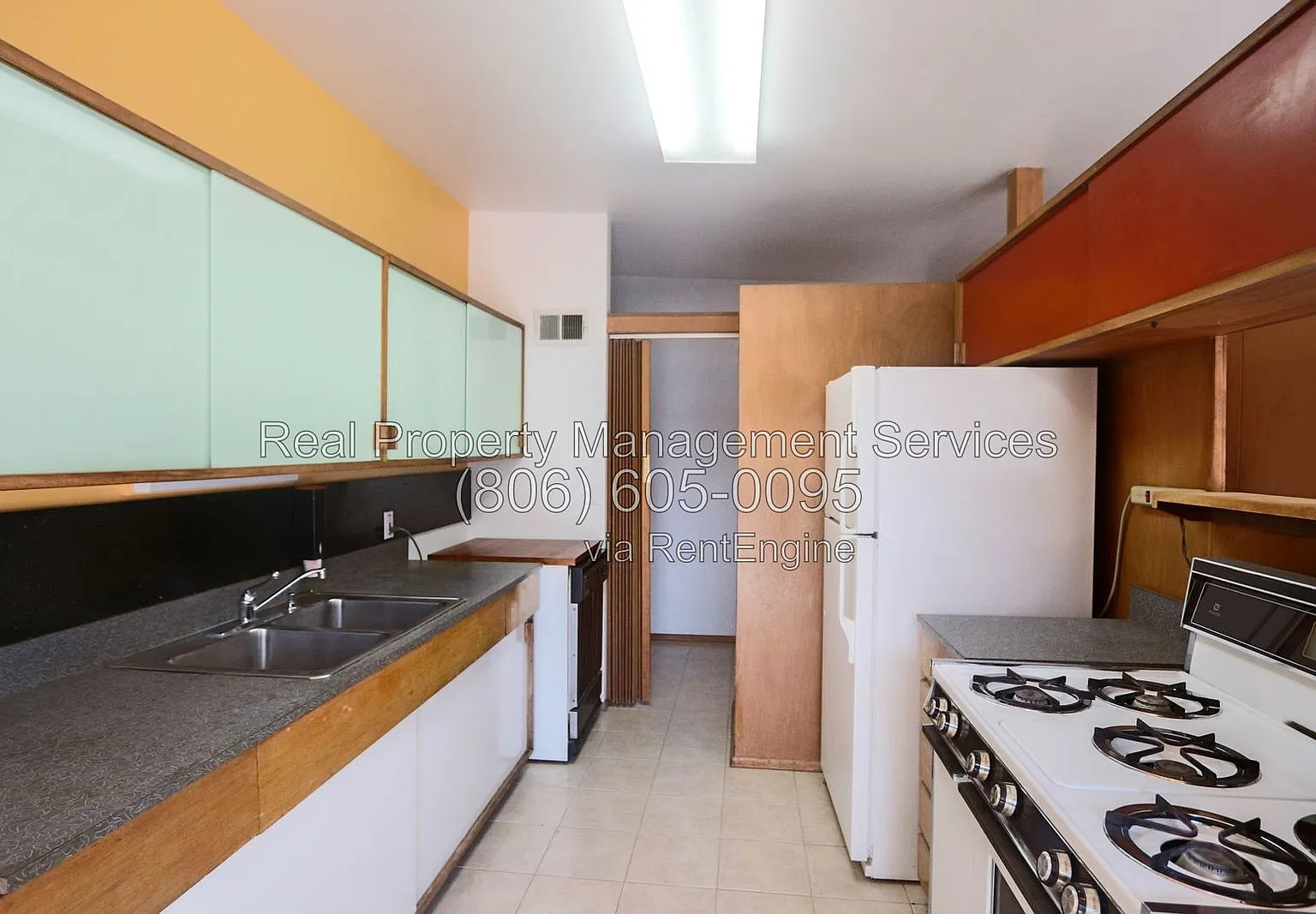 3 bed, 1.0 bath, 1120 sqft, $1,045 — Photo 4