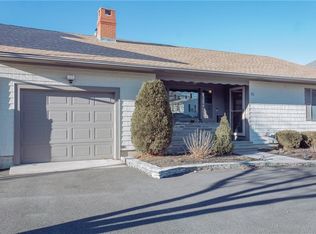 15 Potter Ave, West Warwick, RI 02893