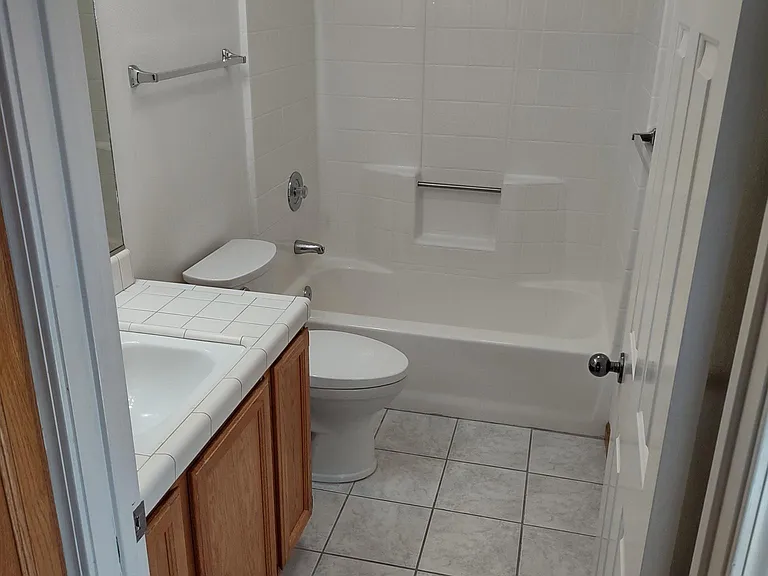 985 Bluebell Way — Photo 19