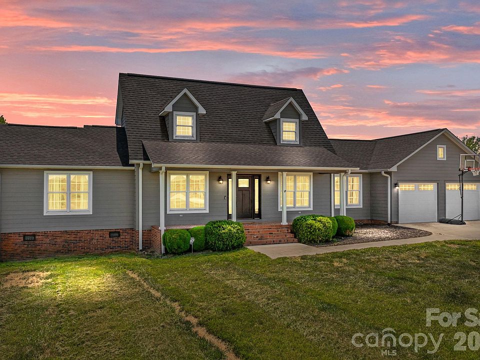 1st image of 360 Whitaker Rd