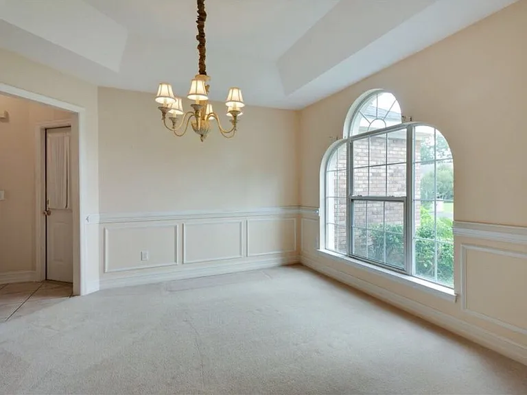 1230 Ronds Pointe Dr E — Photo 9
