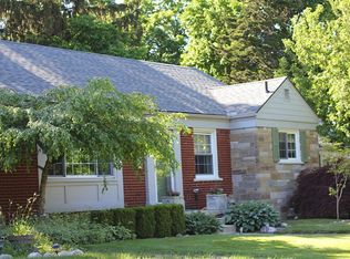 2135 Bonnieview Dr, Royal Oak, MI 48073
