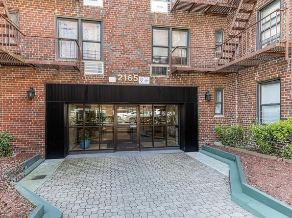 2165 Matthews Avenue #1B, Bronx, NY 10462