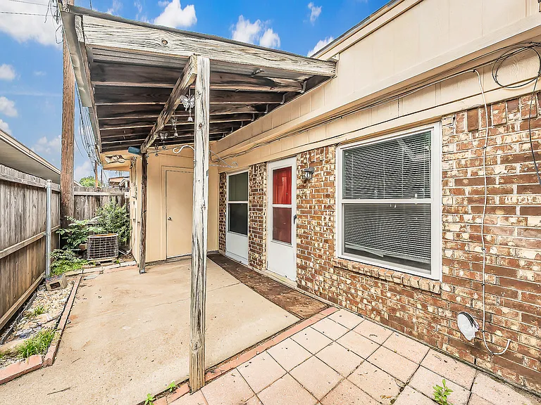 5003 Maryanna Way #D — Photo 23