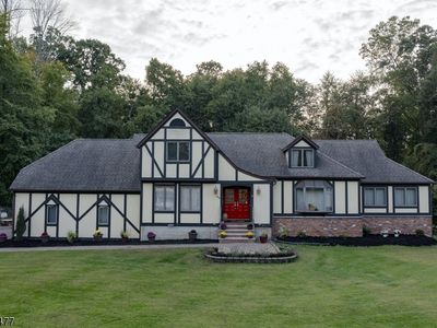 40 Woodland Rd, Franklin, NJ, 07416